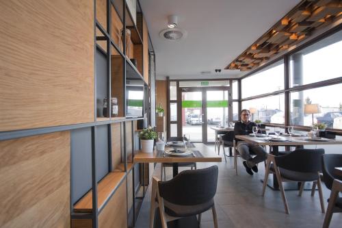 Ресторан, Link Hotel in Тчев