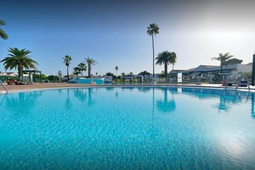 Beautiful bungalow in Maspalomas Lago