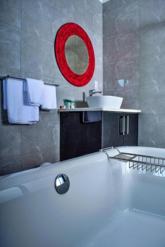 Bathroom, Ascentia BnB in Jwaneng