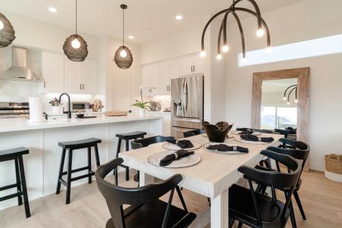 New Listing! Classy! Pga West! in La Quinta, USA