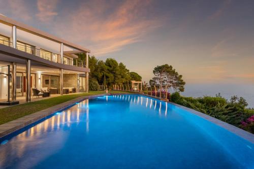 Villa Campomanes - Plusholidays - image 10