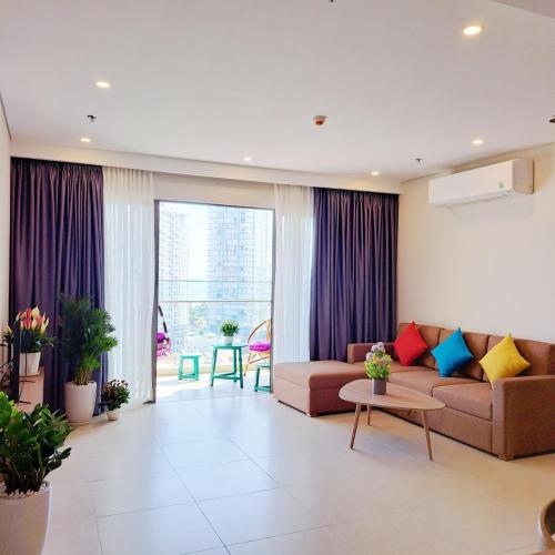 Three-Bedroom Apartment image 10