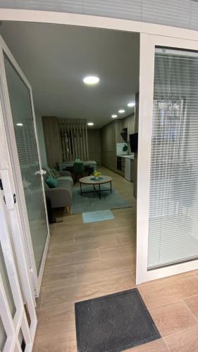 Kosta's Home, Tirana (photo 9)