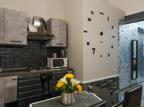 Sicily Suite - image 12