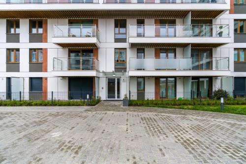 Apartment Poznan Grunwald by Renters - image 9