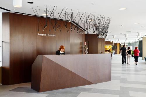 Terme Tuhelj Hotel Well - 로비
