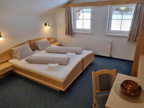 Hotel Garni Corinna – Ischgl, MO