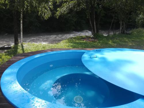 Spa, Hargita Udvarhaz Zetevaralja in Sub Cetate