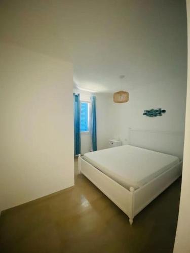  Villetta a schiera su due livelli con giardino in Villa Rosa