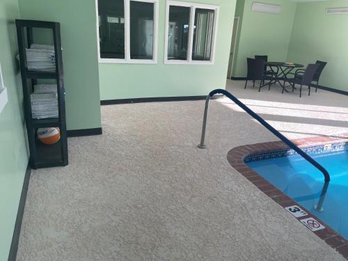 Americas Best Value Inn and Suites - Abilene Mall - image 30