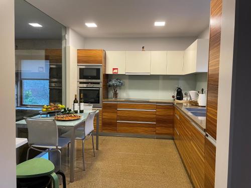 ห้องครัว, Quinta Picouto de Cima in โอลิเวรา โด กาสเตโล