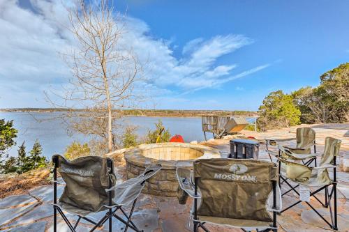 Luxury Lake Granbury Cliffside Home with Deck!