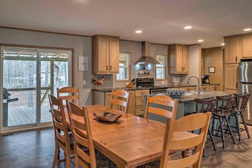 Bayside Louisiana Vacation Rental with Dock! in Alliance, USA