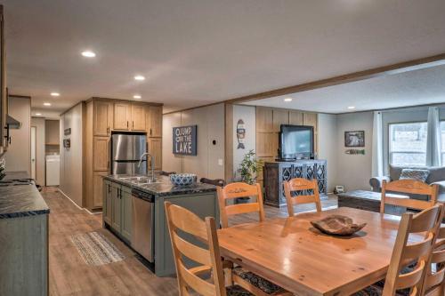Bayside Louisiana Vacation Rental with Dock! in Alliance, USA