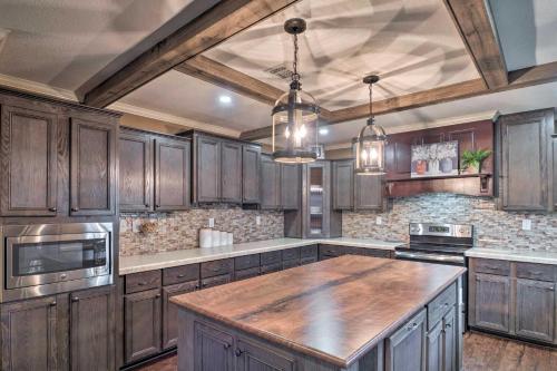 Waterfront Louisiana Vacation Rental with Dock! in Alliance, USA