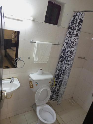 Bathroom, Beach View Hotel - Kisumu in Kisumu