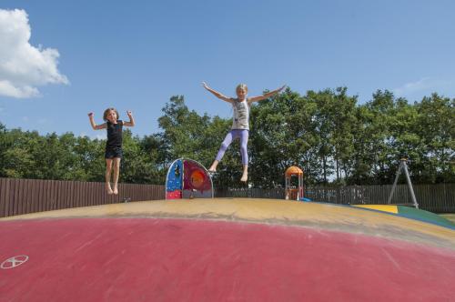 通德 Møgeltønder Camping & Cottages 3星级 单人房 餐厅