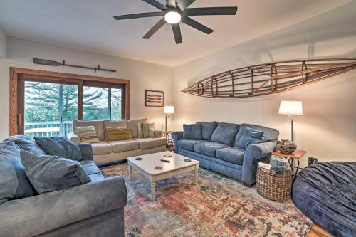 Chain of Lakes Escape in Bellaire with River Access in Bellaire, USA