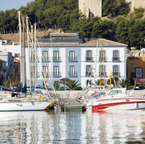 . Hotel El Raset
