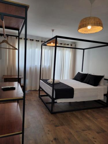 Queen Suite image 8