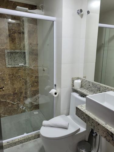 Queen Suite image 10
