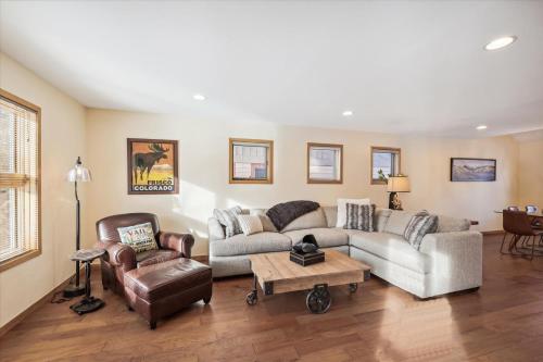 Moose Xing townhouse in Frisco, USA