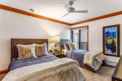 Lion Square Lodge South 750A - main image