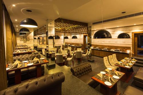 อาหารและเครื่องดื่ม, เวสต้า ไบคาเนอร์ พาเลซ (Vesta Bikaner Palace) in ราชสถาน