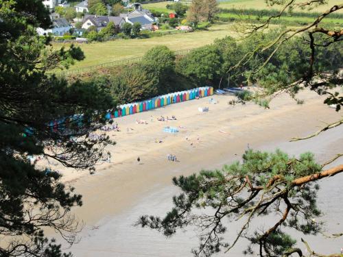 Exterior view, 5 Ger Y Nant in Llanbedrog