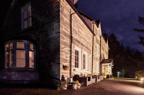 Glyntwrog House - image 3