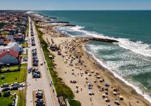 Casas en Barrio Los Teros con pileta compartida - Santa Clara del Mar