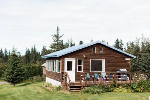 Lost Anchor Cabins - Ocean-view cabins on the bluff