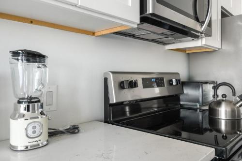 Luxury Apartments - Newark Int Airport - Evonify Stays