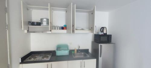 Linda's Condo, Manila (zdjęcie 6)