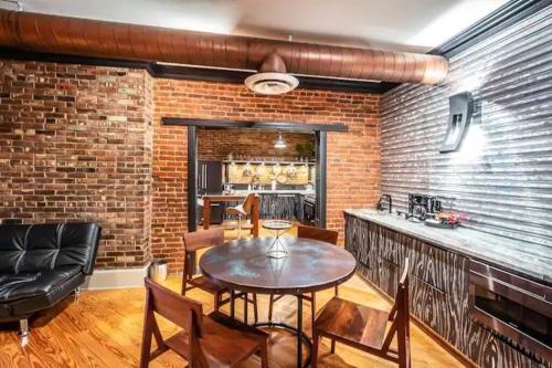 Luxury 2 BR 2 Bath Downtown Paducah Condo in Paducah, USA