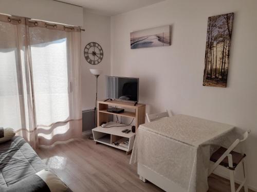 Apartment (4 Adults)