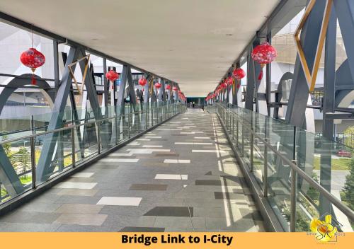 Cửa hàng, Sinar Rasa Homestay at I-Soho, I-City  in Shah Alam