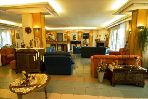 Dryas Hotel