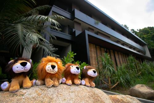 The Funny Lion