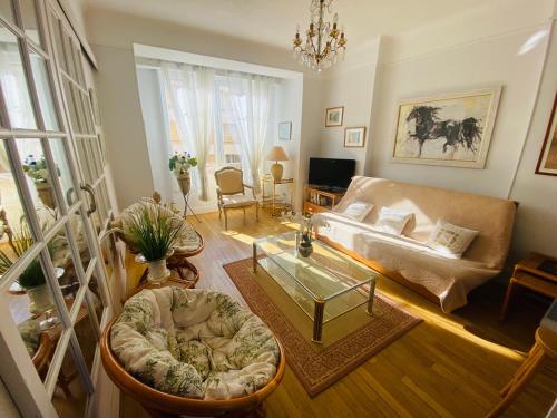 One Bedroom apartment in Cannes Center a few steps from the Croisette and the Martinez Hotel - 2032 - Location saisonnière - Cannes