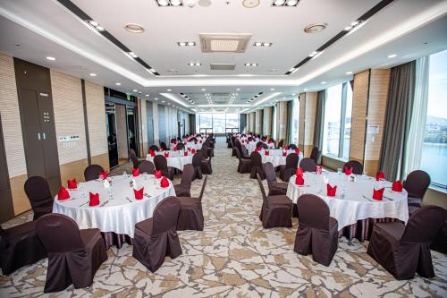 Banquet hall, Lacky Hotel Gwangyang in Gwangyang-si