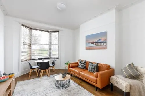Serenity Square - Wow location central Brighton sleeps 4 photo 2