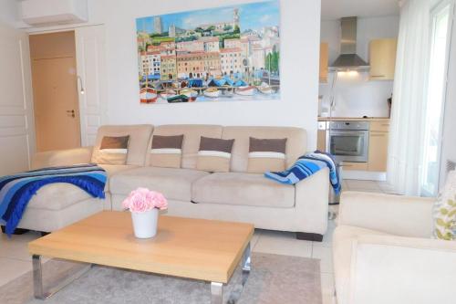 T3 "Villa Olea" Near the beach with parking - Location saisonnière - Antibes