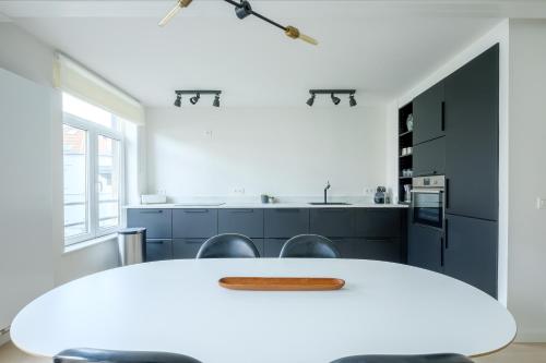 Appartement tendance 1 chambre et mezzanine proximité Châtelain, Brugmann, Brusel (fotografie 7)