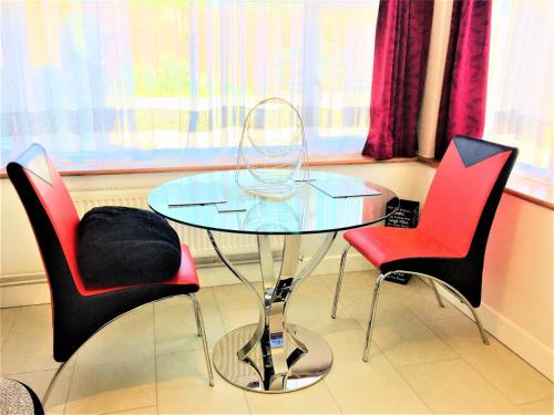 Hotellet från utsidan, Black Pan Holiday Cottage in Lake South