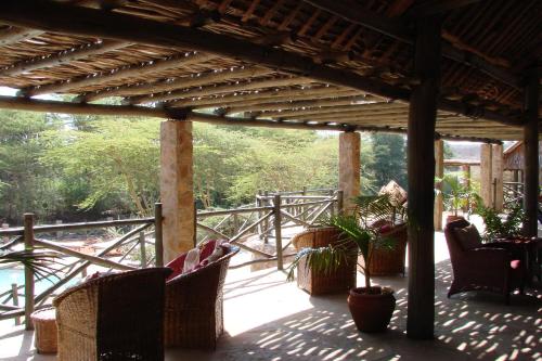 Patogumai, Maneaters in Tsavo