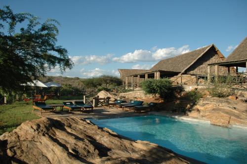 Exterior view, Maneaters in Tsavo