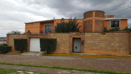 Colonial House In Almoloya De Juárez