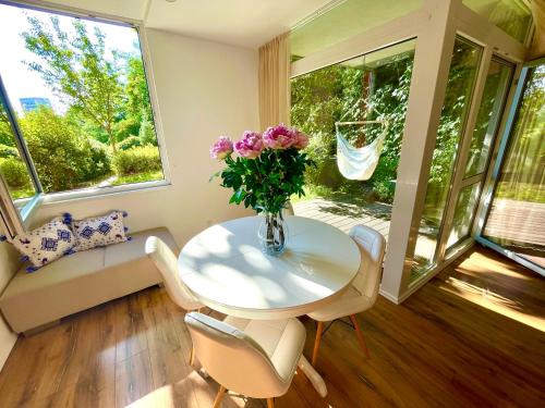 70m2 Romantic Living in the Old Town with Garden, Bratislava (Foto 4)