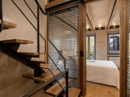 Two-Bedroom House image 5